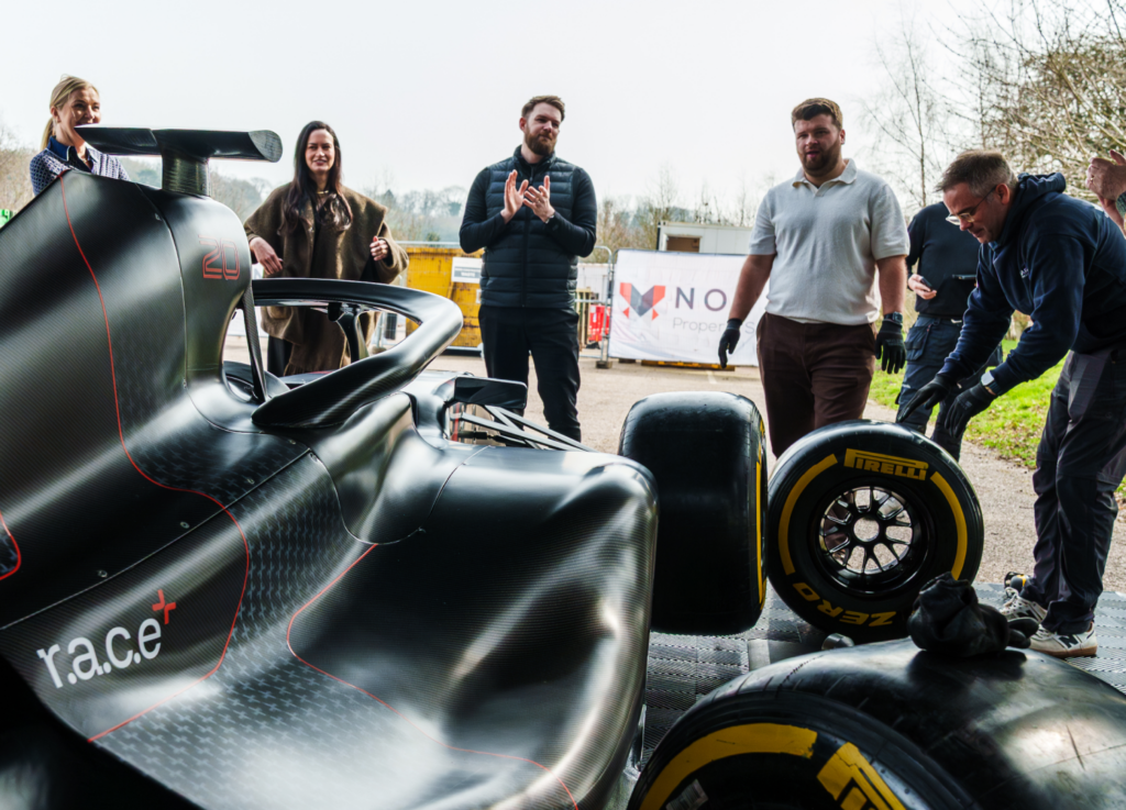 F1 Car Pit Stop Challenge